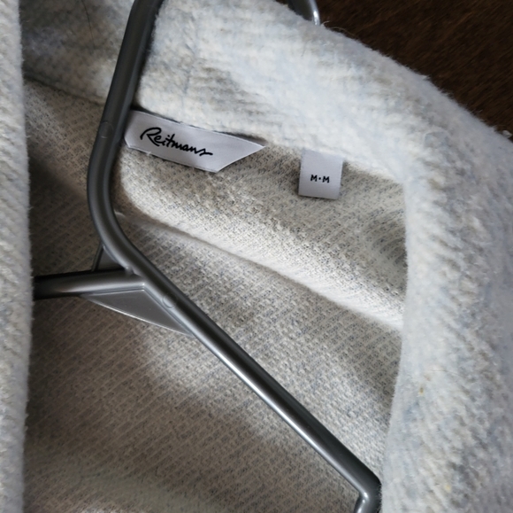 Coat blue white reitmans medium - Picture 2 of 4